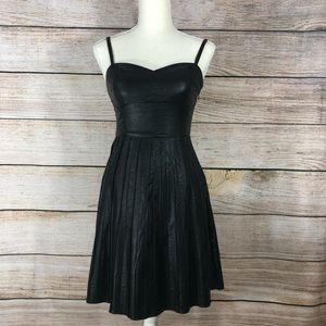 En Creme black dress